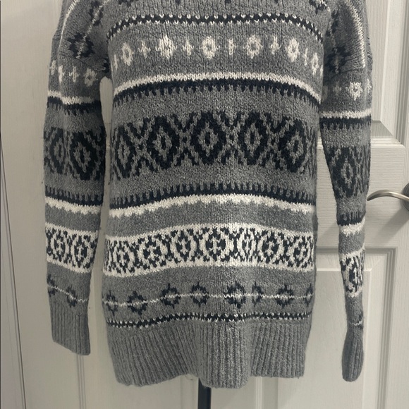 Gray Fair Isle Patterned Women's Sweater Sz M - Picture 3 of 10